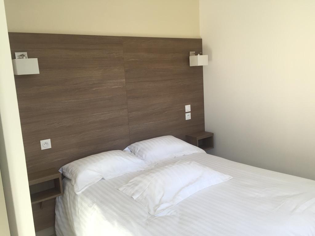 Gite Le Logis Dauphinois Roussillon  Екстериор снимка